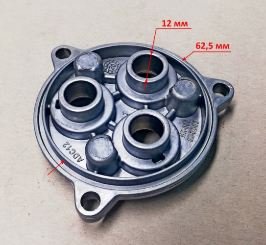 Крышка насоса для 105, 135(24), W210i(25),W200I(18) HUX,105-GS(20) c HUX14, 105-P(20) с HUX16